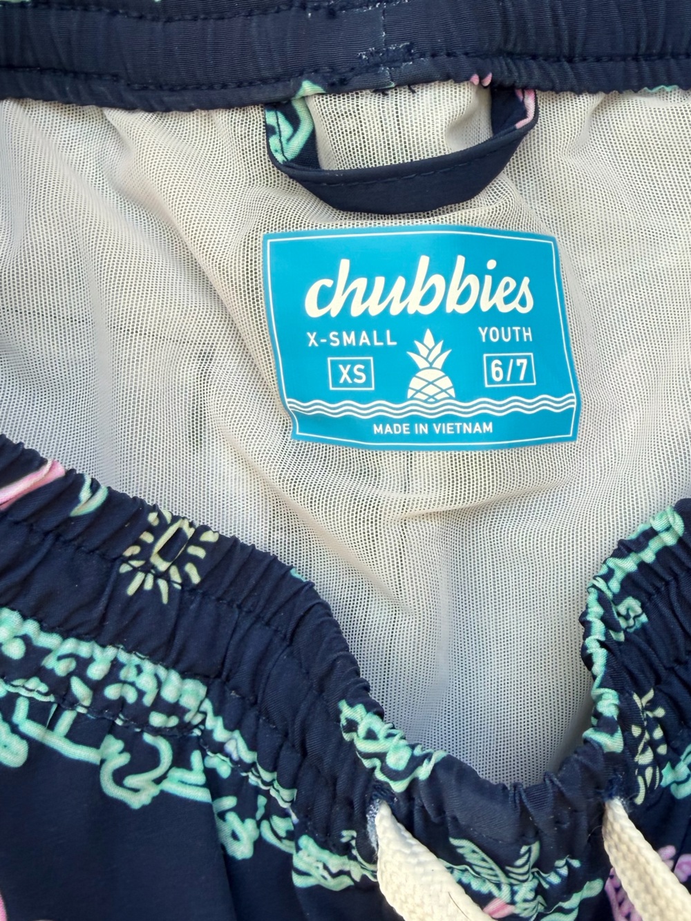 Boy’s Chubbies The Neon Glades Swim Trunks Sz  XS (6/7) - Picture 2 of 3